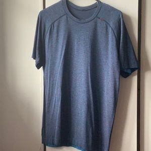 Lululemon Metal Vent Tech 2.0 Medium Blue Shirt